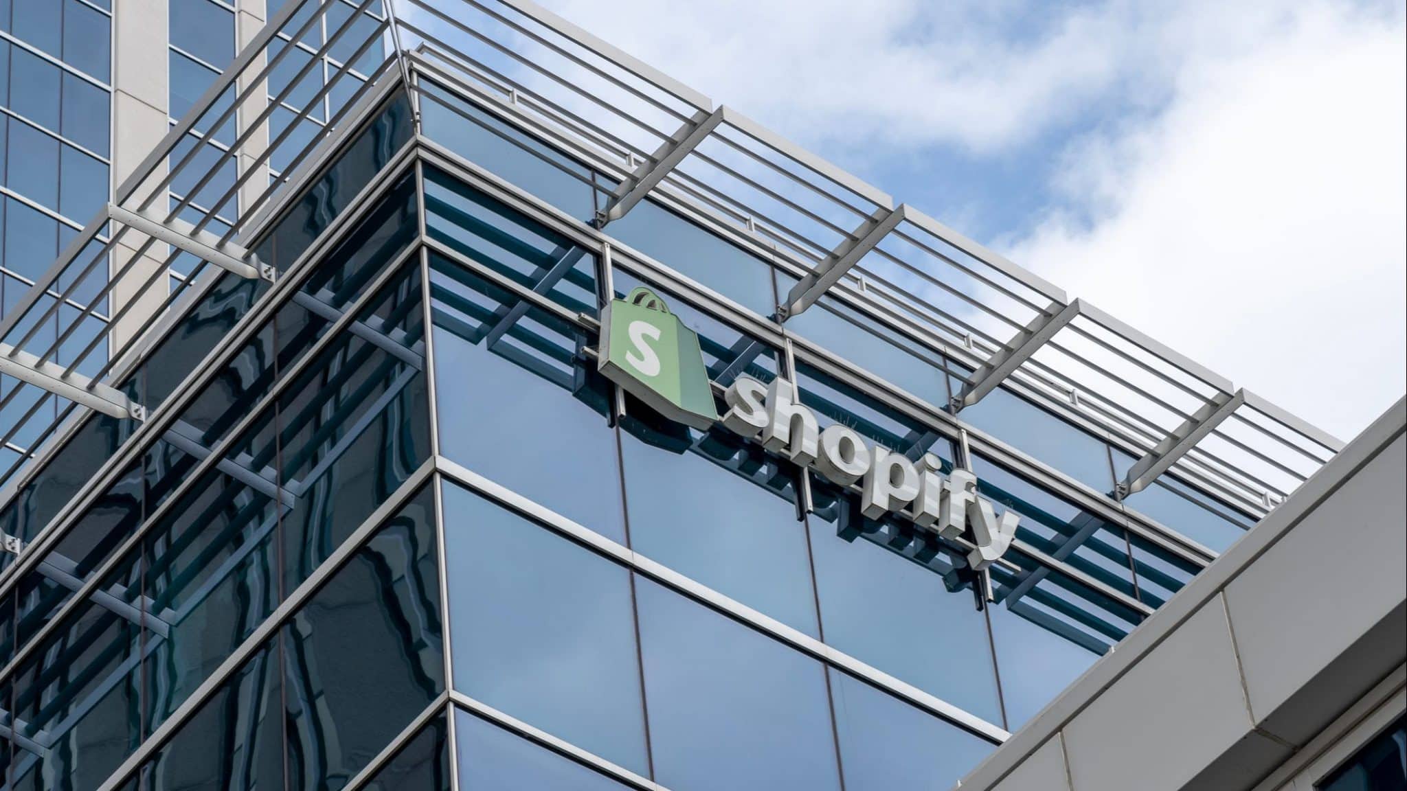 Logo of Shopify on a building