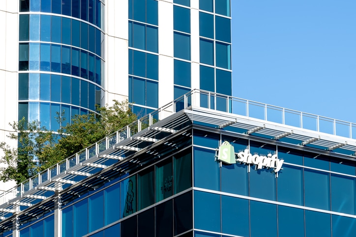 Logo of Shopify on a building